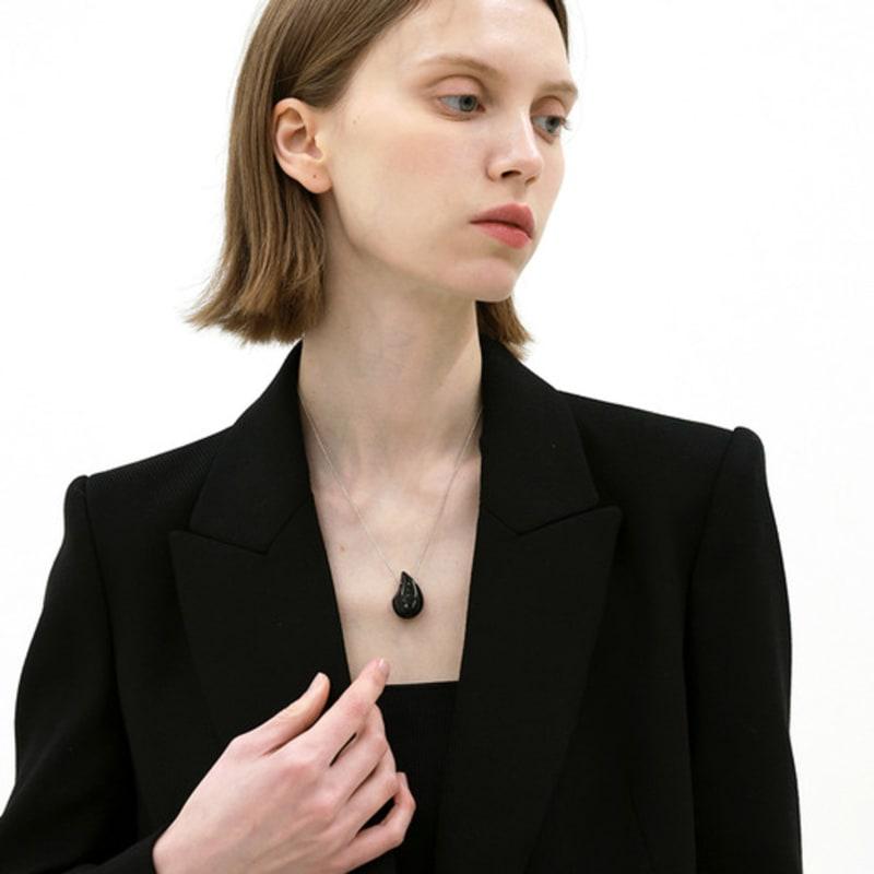 

REINDEER MUTE ACRYLIC NECKLACE 13 DEEP GREEN