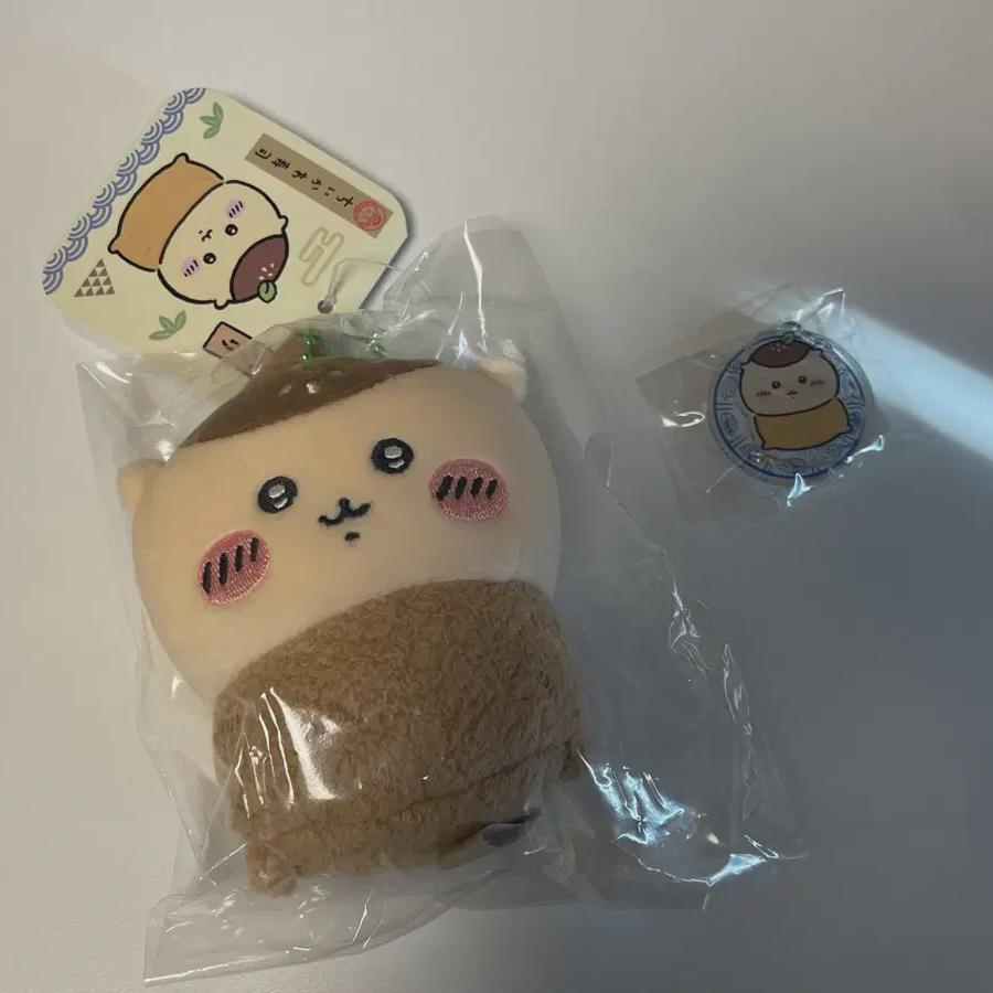 

Chiikawa Kurimanju Sushi Yubu Sushi Mascot Acrylic Stand