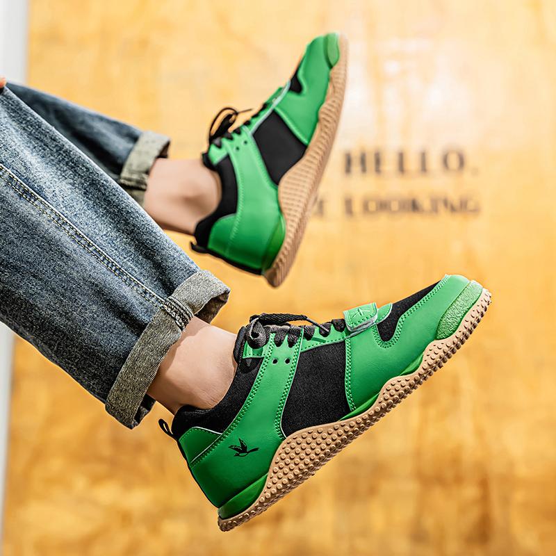 Men’s Red Sports Shoes Casual Green Street Style Running Sneakers Students Over Sized White Skateboard Shoes