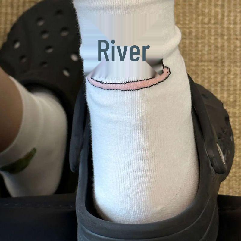 Women's Mid-Calf Cartoon Kitten Scrunch Socks: Cute College Style for Autumn & Spring