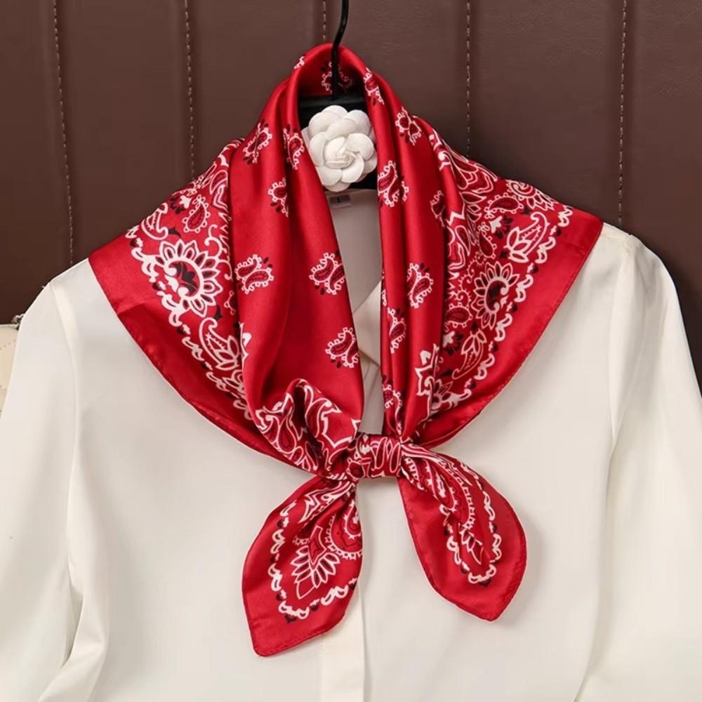Soft Material Square Silk Scarf 70x70cm Size Women Neck Scarf Luxury Foulard Scarf Bag Decoration