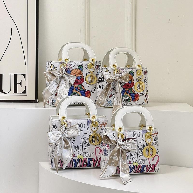 New fashion silk scarf graffiti contrasting color Princess Diana bag portable shoulder oblique span trendy women's bag