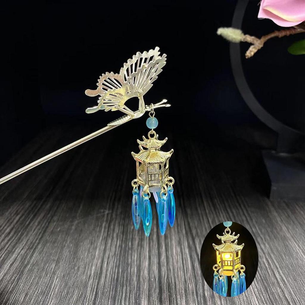 Ancient Style Luminous Hairpin: High-End Alloy Lantern Design for Hanfu Skirts