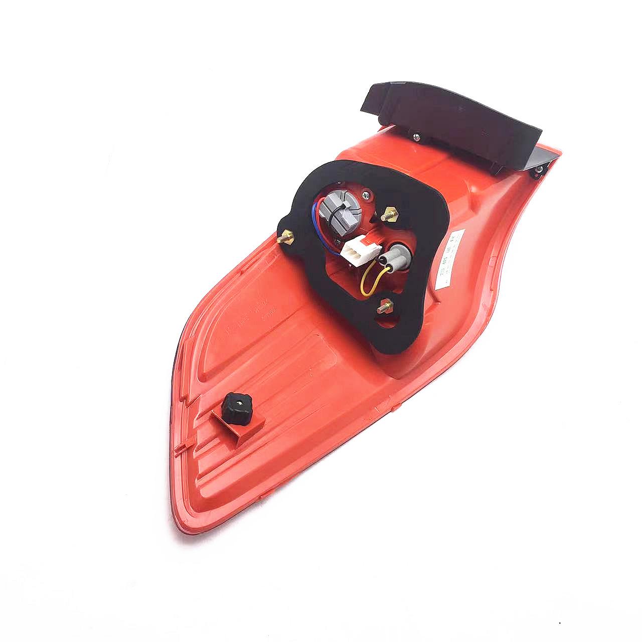 

Compatible Rear Taillight Assembly for Zhonghua Junjie FSV - Original Quality Set of wiring harness