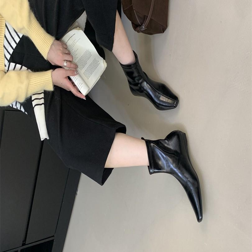 Pointed Short Boots Women's 2025 Autumn and Winter New Boots Thick Heel Short Women's Boots Niche Thin Boots High Heels Martin Boots