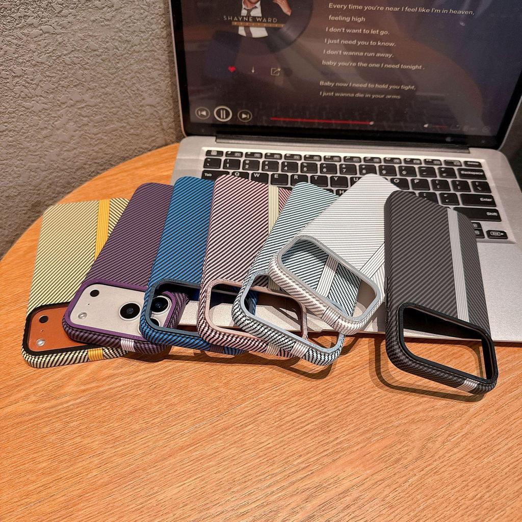 Apple 17 Pro Max Minimalist Carbon Fiber Texture iPhone 16 Case, Skin-Feel, Large Hole, Fashionable Protective Hard Shell