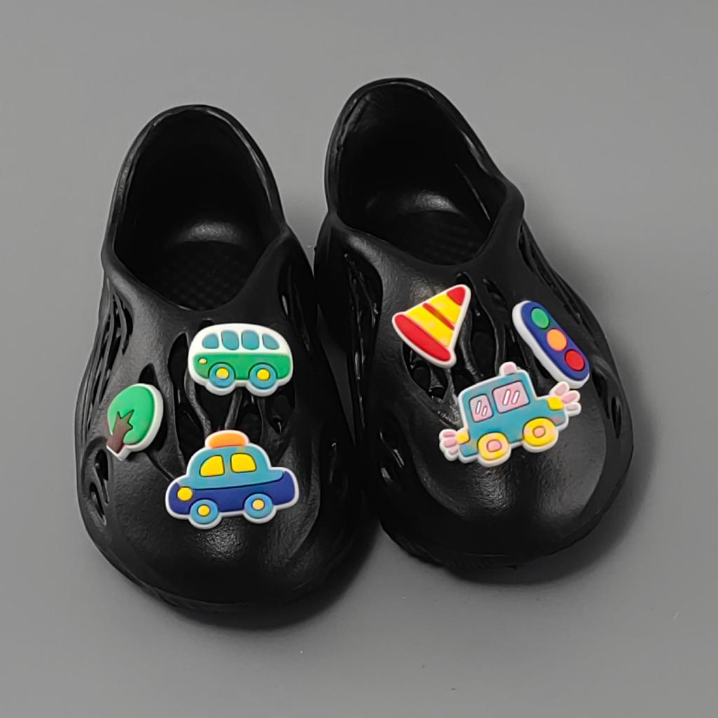 Coconut Clogs: Stylish, Comfortable Cartoon Beach Shoes for Men and Women