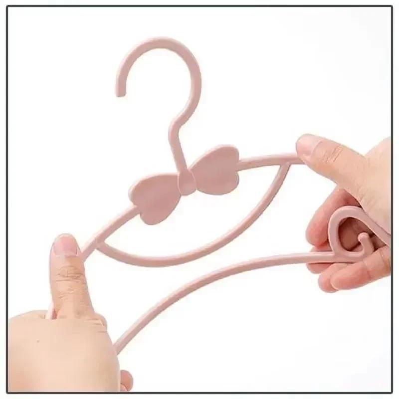 New 5 PCS Portable Clothes Hanger Kids Toddler Baby Coat Storage Plastic Hangers Hook Household Clothing Organizer Home Supplies