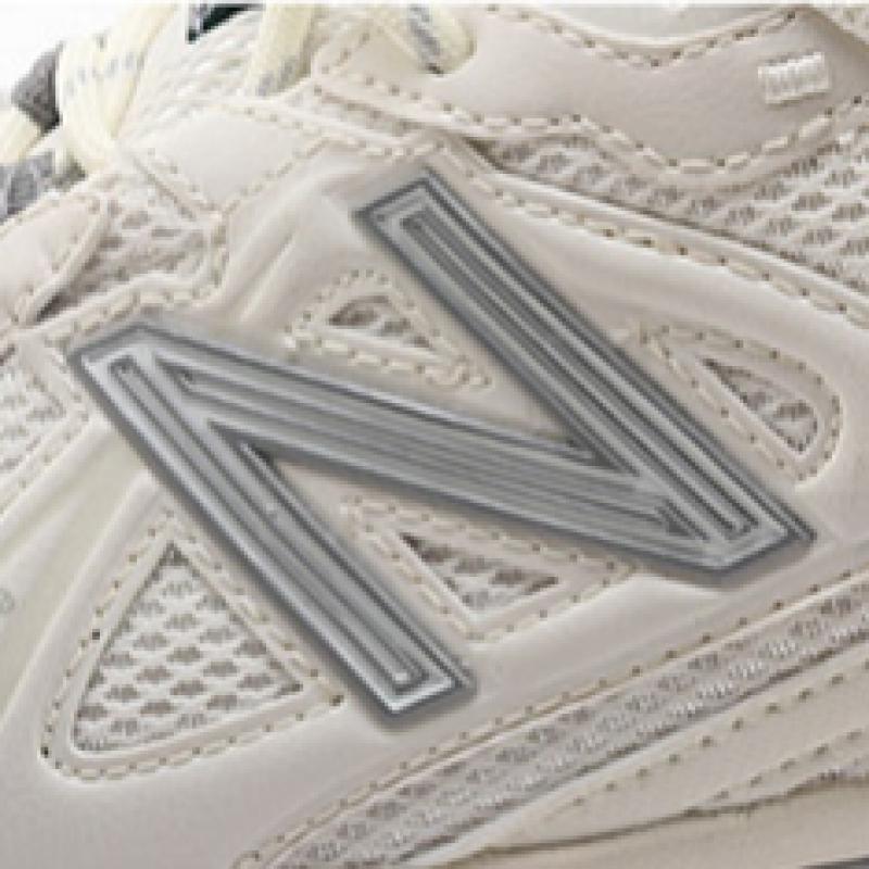 New Balance 610 White