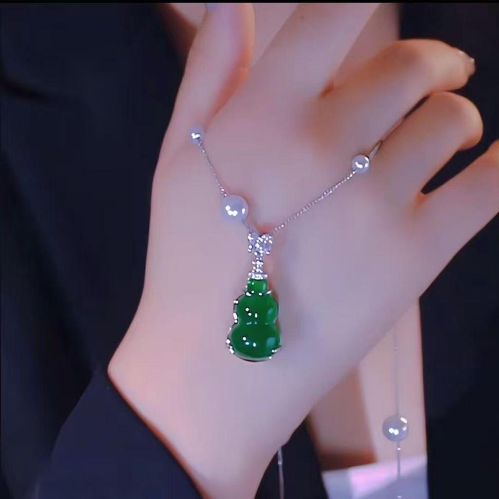 Women's Green Gourd Pendant Titanium Steel Necklace - Elegant Light Luxury Clavicle Chain