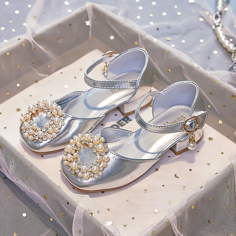 Summer Girls Closed-Toe Princess Sandals, Soft Sole Low Heel Performance Dress Shoes
