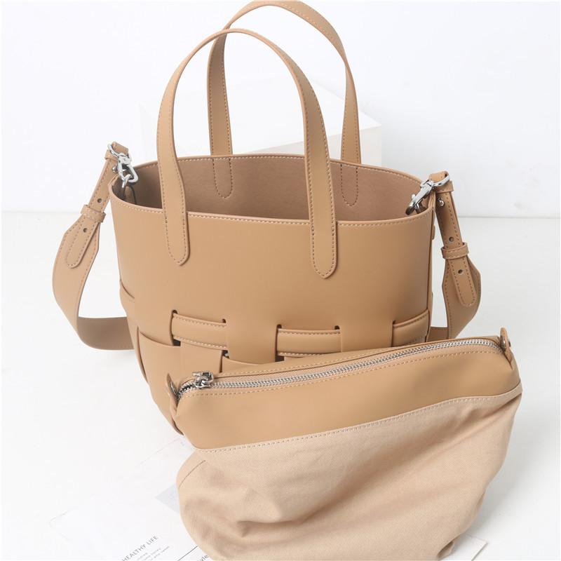 Tote Cowhide Bag 2025 New Versatile Large Capacity Woven Vegetable Basket Niche Genuine Leather Commuting Handbag