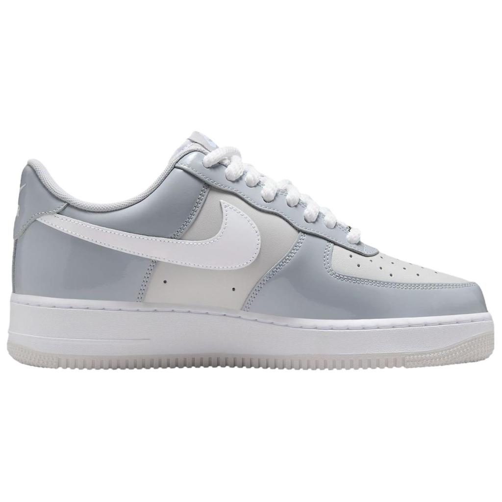 Nike Air Force 1 07 LV8 Wolf Grey Patent Herresneakers Hvit Vast-Grey HV9405-001