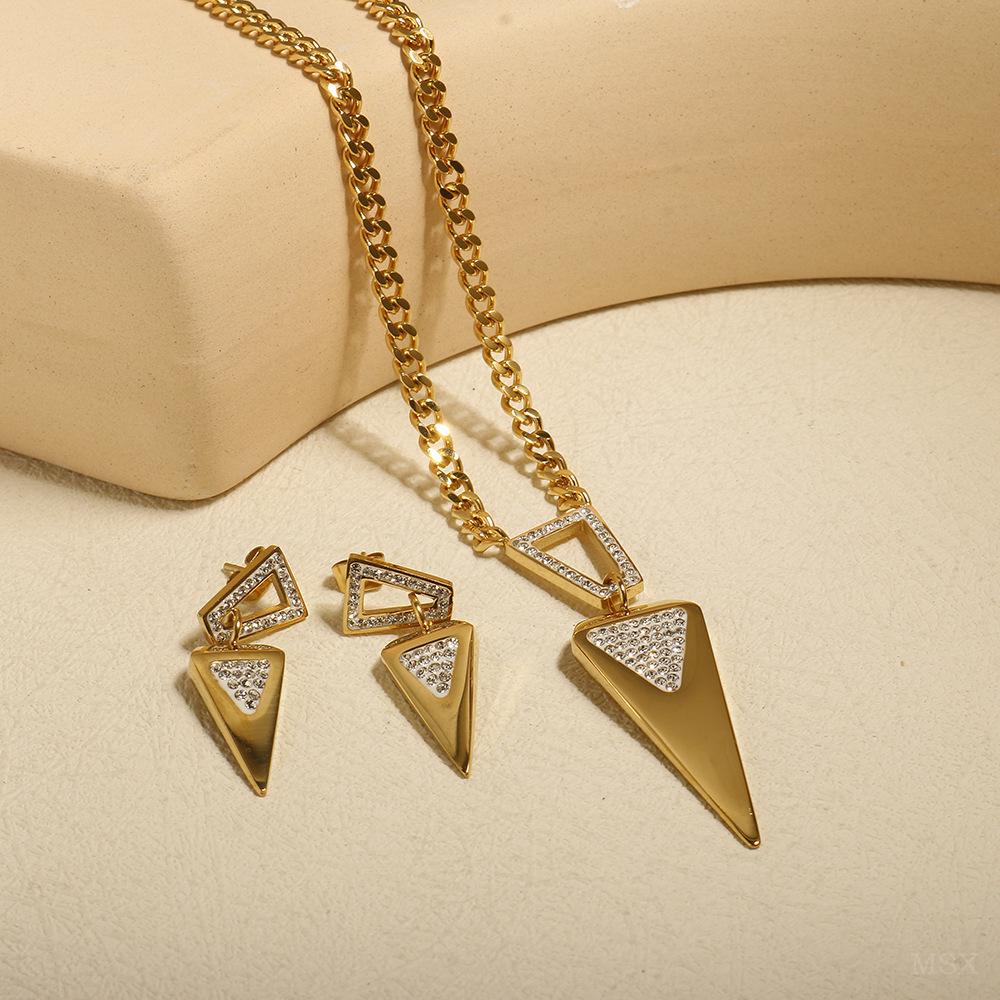

Chic Gold Triangle Geometric White Clay Necklace & Earrings Set
