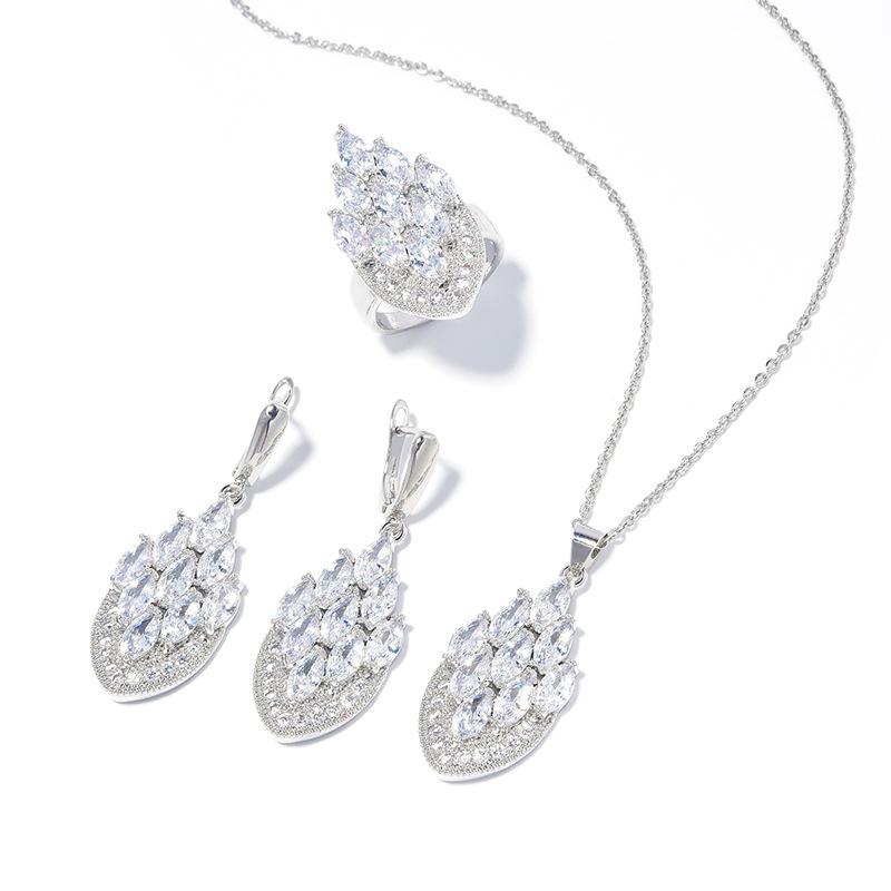 

Европейские и американские циркониевые изысканные роскошные павлиньи украшения для невесты свадебные аксессуары реквизит для фотосъемки аксессуары ring size 10 set