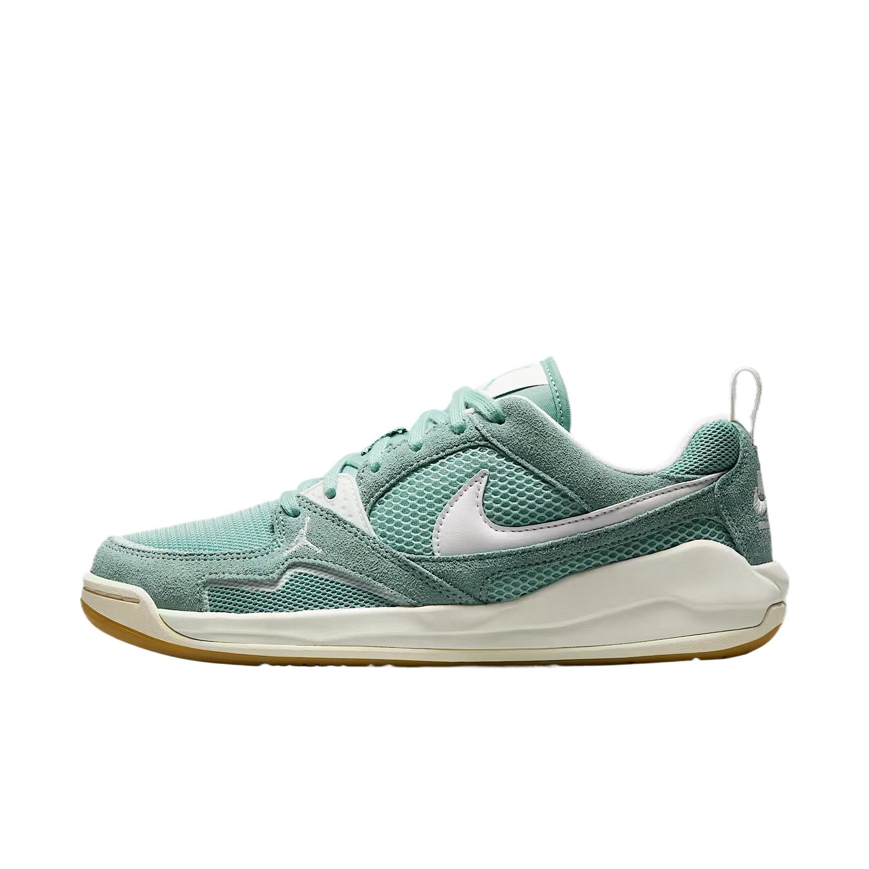 (WMNS) Air Jordan CMFT Era Cannon Sail Women s HJ6778-002 EU 36