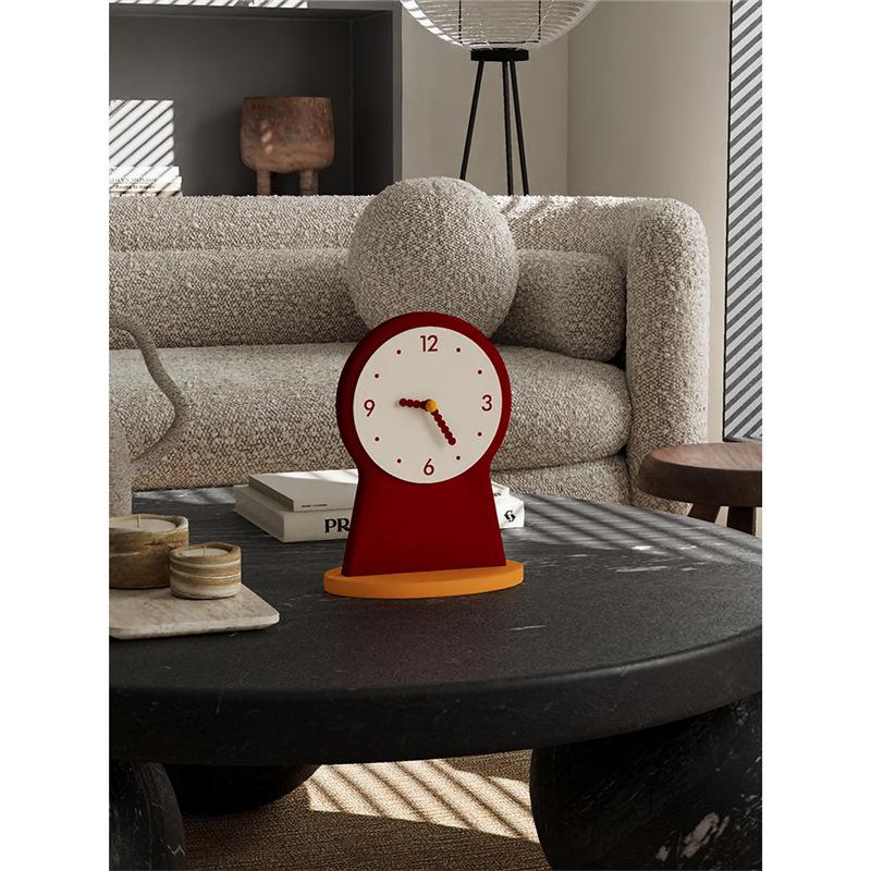 Elegant Desktop Clock Ornament: Creative Small Living Room & Bedside Table Display
