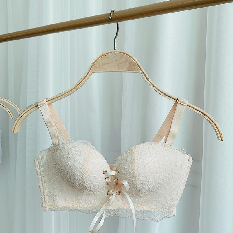 Reggiseno Push Up in Pizzo Nero con Dettaglio Allacciatura Frontale e Spalline Regolabili
