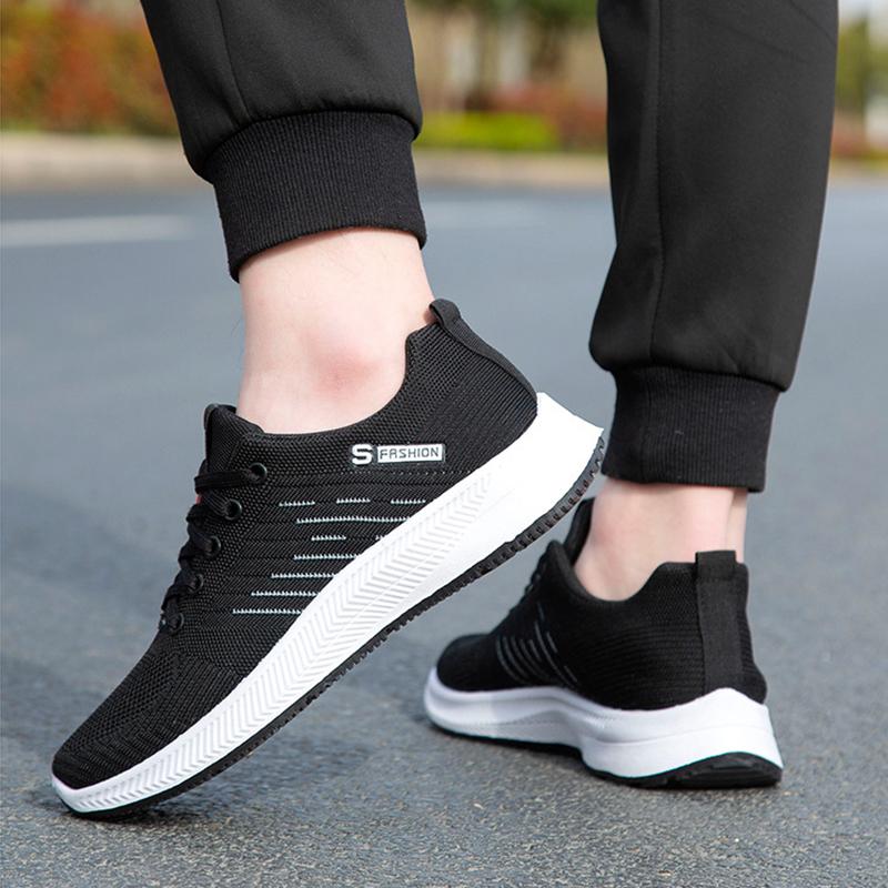 Sommer Herrenschuhe atmungsaktiv leichte Freizeitsportschuhe Outdoor weiche Sohlen Komfort Schnürlaufschuhe Studenten-Sneaker