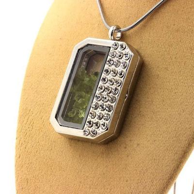 Stones and Minerals. Raw Peridot Necklace. Half-rectangle Model.