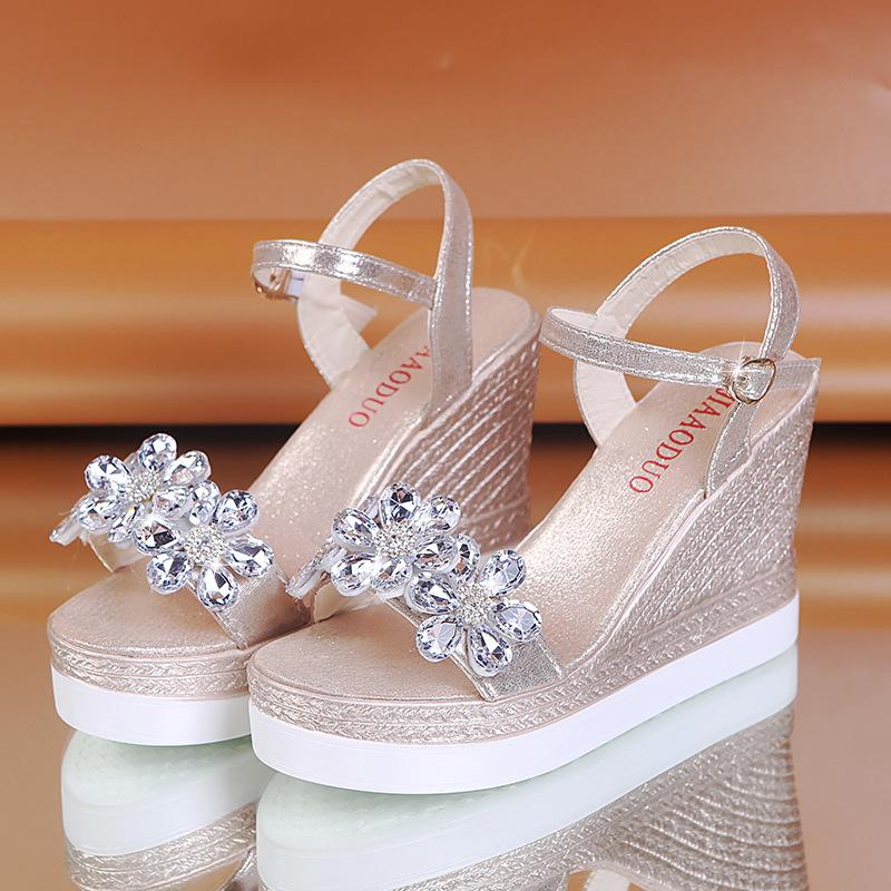 Wedge heel sandals women's 2024 summer new inner heightening bright diamond fish mouth waterproof table high heel buckle women's shoes tide