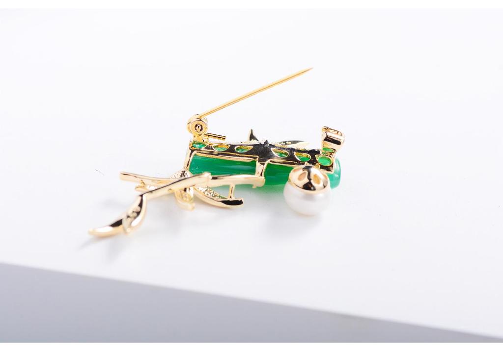 Chinese Style Bamboo Leaf Brooch with Freshwater Pearl, Agate, and Zirconia for Women
