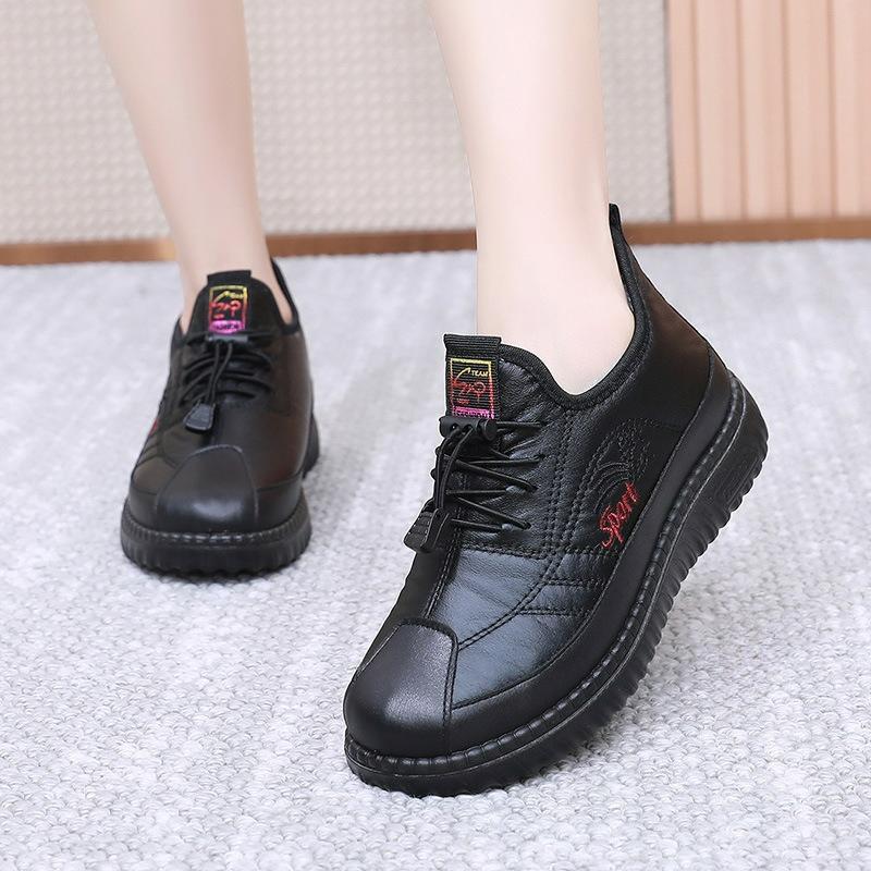 

Зимние женские материнские хлопковые ботинки с утолщенной и бархатной подкладкой, теплые, водонепроницаемые и износостойкие, легкие хлопковые туфли для женщин EU35/CN36 чёрный