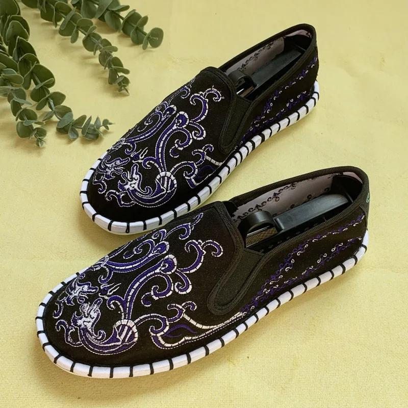 Fashion 2025Shoes for Women Sneakers Men Ethnic Style Embroidery Chinese style Streetwear Fashion Casual Vintage Old Beijing Shoes
