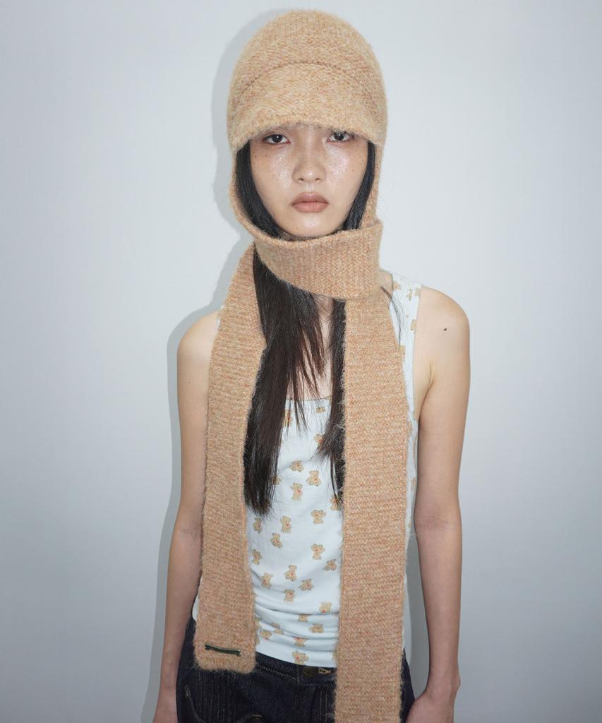 SCULPTOR Flap Tail Beanie Cinnamon