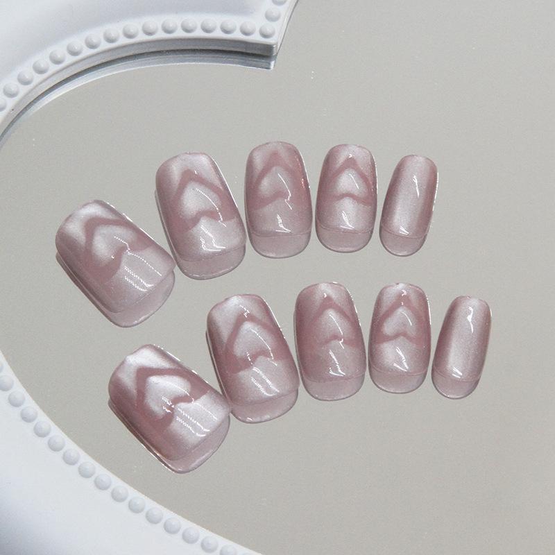 Chasing Light Cat's Eye Wearing Nail Pièce d'ongle d'amour amovible Pièce d'ongle Pièce d'ongle Patch Ongle de ballet court 24 pièces