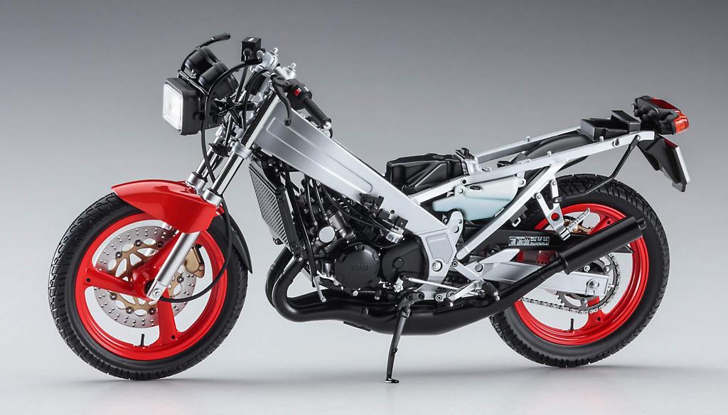 Plastikový model motocyklu Hasegawa řady Yamaha BK11 v měřítku 1/12 TZR250.(1KT)