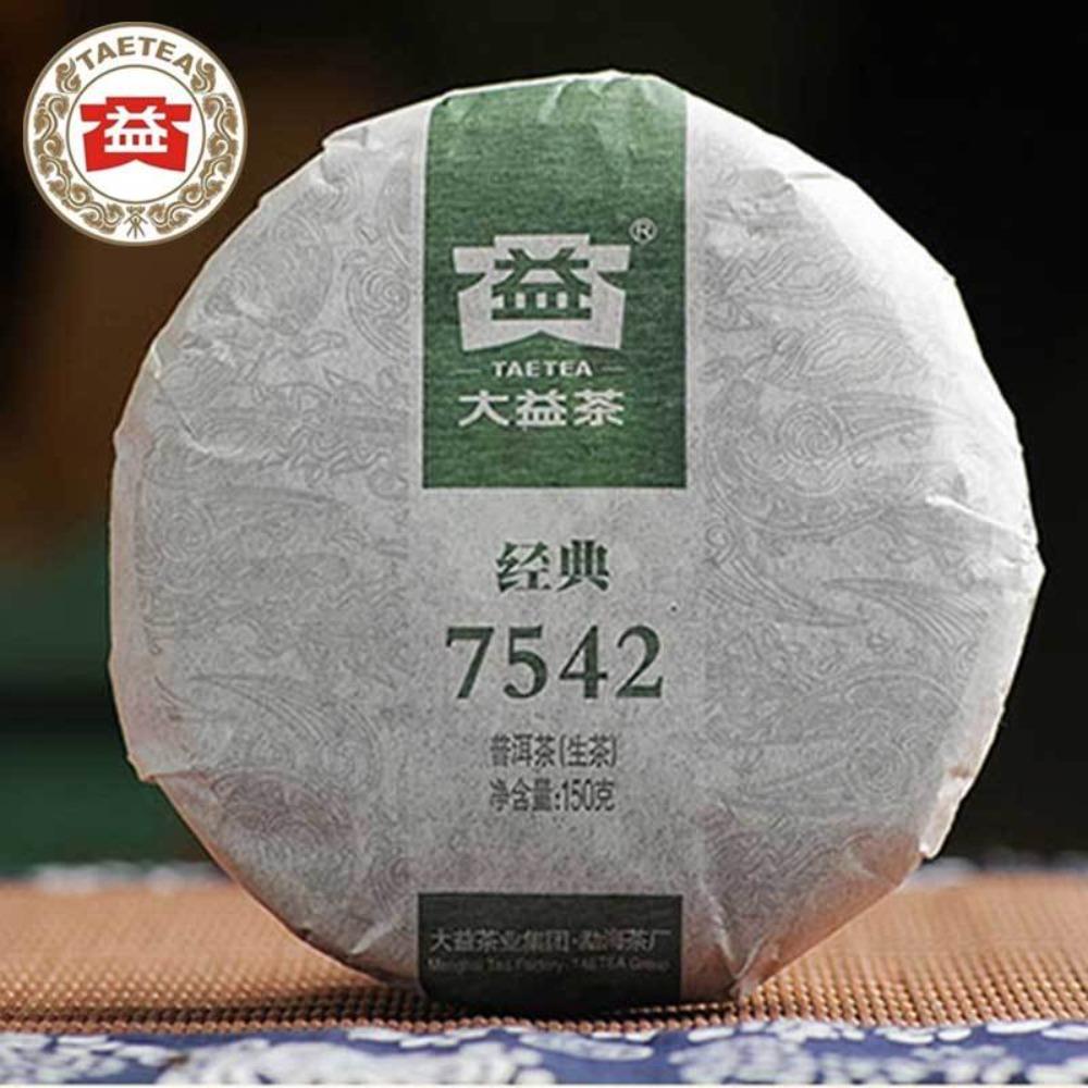 150g TAETEA 7542 Syrový koláč Puer Dayi Menghai Sheng Pu-erh