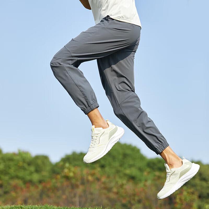 Camel Men's Quick-Dry Breathable Jogger Pants