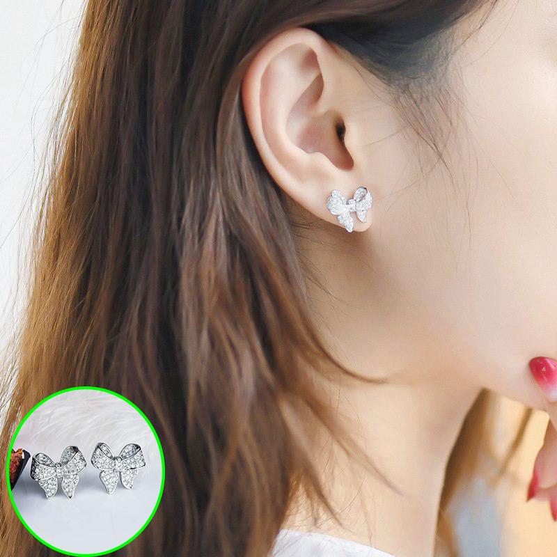 1 Pair Womens Hollow Butterfly Ear Stud Earrings Chic Cute Crystal Charming Chic 1 Pair Womens Hollow Butterfly Ear Stud Earrings Chic Cute Crystal Charming Chic