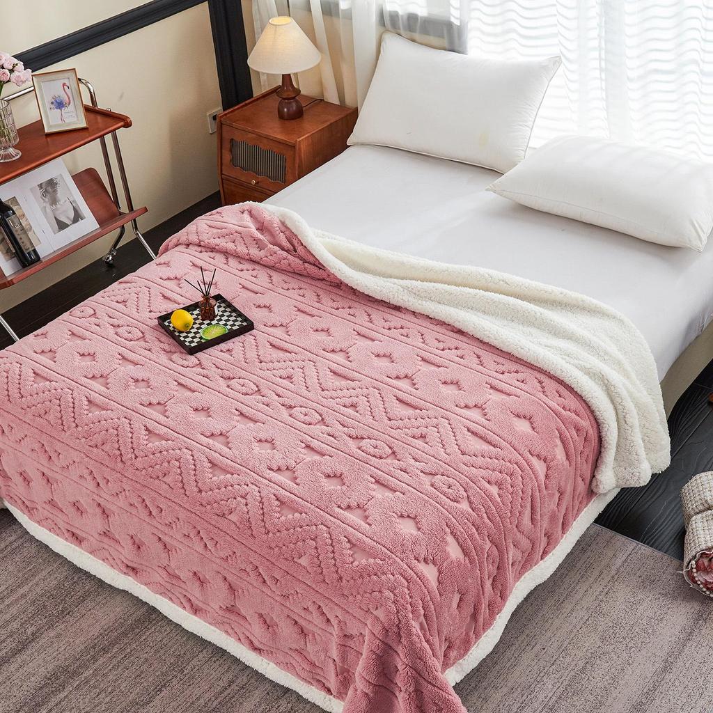 New Minimalist Hollow Jacquard Blanket Thickened Soft Warm Bed Blankets Quilt Multi Functional Sofa Blanket for Office Nap Time