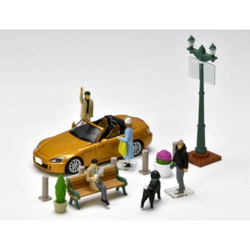 TOMYTEC DioColle 64 #CarSnap 22a Urban Street Corner 2 ABS Resin/PVC Figure and Accessories (Painted, Partially Assembled) + Die-Cast Miniature Car Se