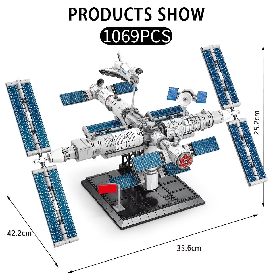 HUIQIBAO Space Station Building Blocks With Astronaut Figure City Aerospace Model Bricks Children Toys for Kids