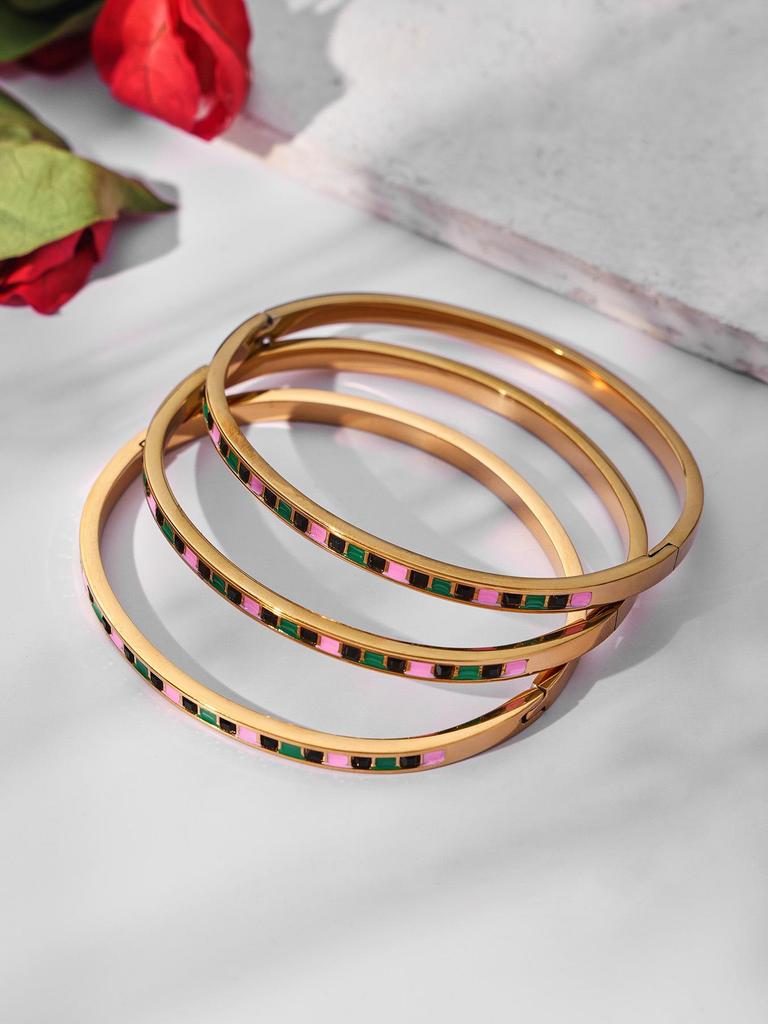 18k Gold-Plated Stainless Steel Bracelet with 5A Zirconia & Hollow Letter Buckle