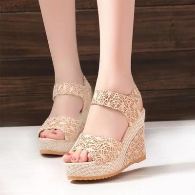 Modische Damen-Plateau-Keilsandalen, Sommer, neue Peep-Toe-Sandalen mit Knöchelriemen und hohen Absätzen für Damen im Freien, Bohemia-Kleid, Schuhe mit hohen Absätzen