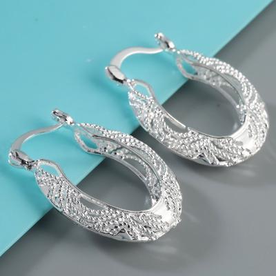 Moda damska Srebrny kolor Hollow Design Stud Hoop Kolczyk Biżuteria Prezenty