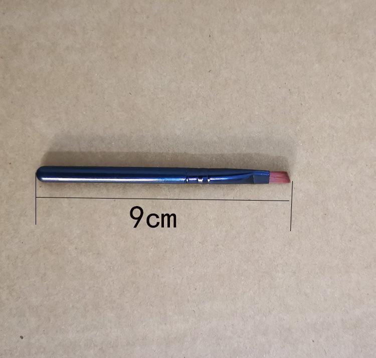 Multi-Use Makeup Brush: Lip, Eyebrow, Concealer, Eyeshadow, Blending