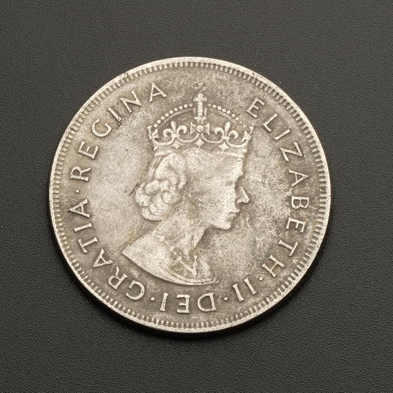 1959 Queen Elizabeth antique coins, silver dollars, vintage, European and American handicrafts 38*2.5mm