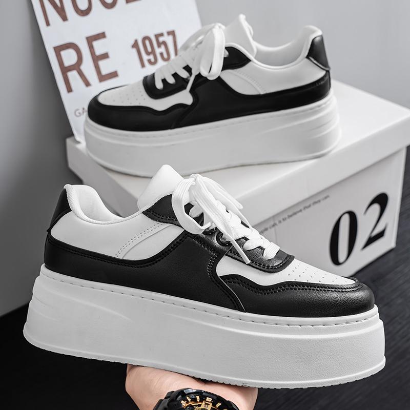 Herren Herbst Atmungsaktive Koreanischer Stil Dicksohlige Freizeit-Sneaker mit Unsichtbarem Höhenerhöhendem Weißem Design
