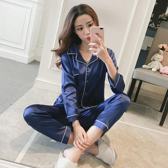 Women's Autumn Korean-Style Imitation Silk Pajamas - Long Sleeve, Two-Piece Cardigan Set for Indoor and Outdoor Wear