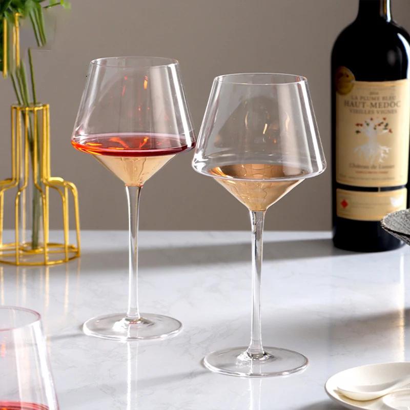 Nordic Light Luxury Golden Wine Glasses Burgundy Glass Goblets Home Whiskey Glasses Barware Showroom Wine Cabinet Decoration