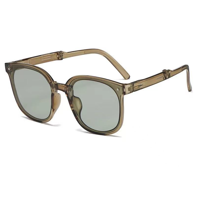 New Small Square Sunglasses Women Lightweight Folding UV400 Sun Glasses Fashion Outdoor Leisure Eyewear