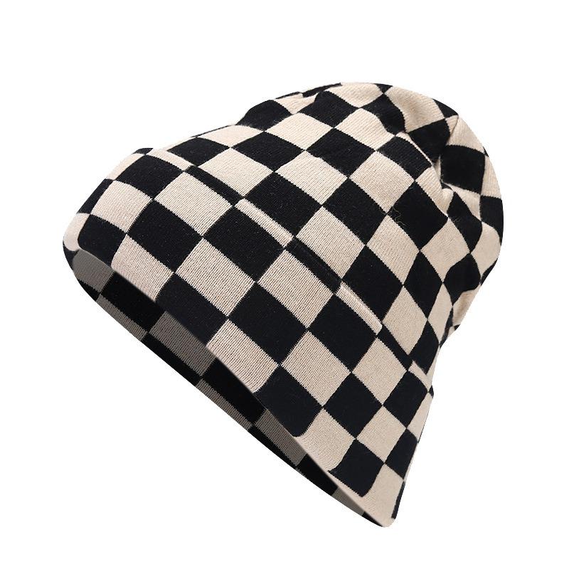 Literary Small Fresh Checkerboard Plaid Wool Hat for Men and Women Thickened Warm Retro Knitted Hat Autumn and Winter Hat