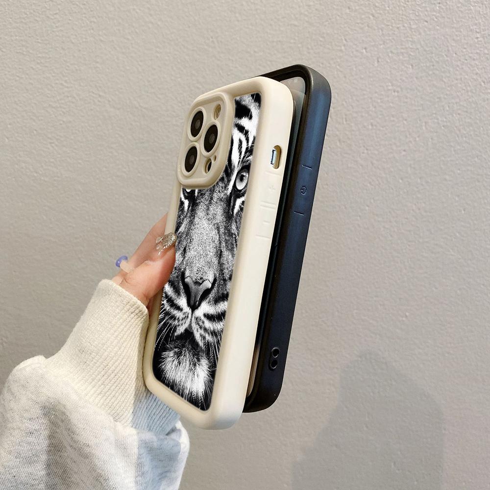 LZ30 Tiger Lion Cat Silicone Phone Case for iPhone 11 13 14 15 16 Pro Max 7 8 16 Plus 12 mini XS Max XR Shockproof Back Cover