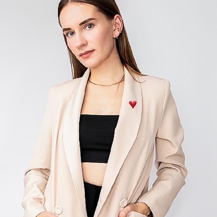 Red Heart Shirt Collar Clip Elegant Garment Fixer Accessory For Everyday Wear Fashion Statement Accessories