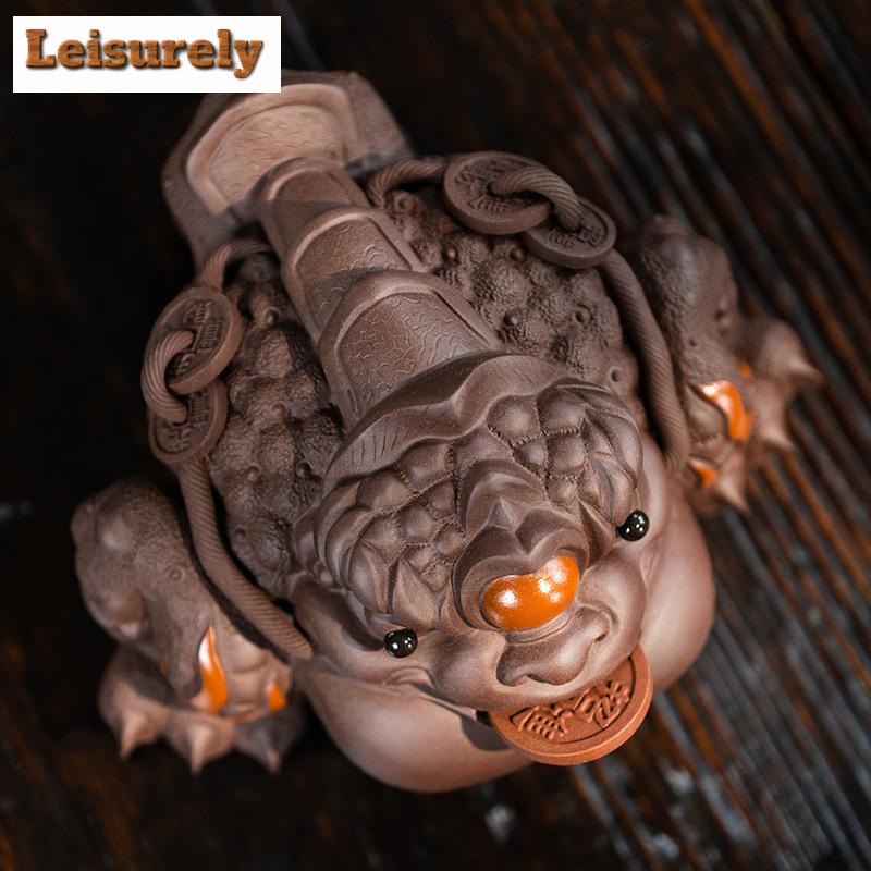 Yixing Zisha Wealth-attracting Golden Toad Tea Pet Handmade Fish Tank Landscaping Tea Figurine Play Toys Tea Statue Ornaments